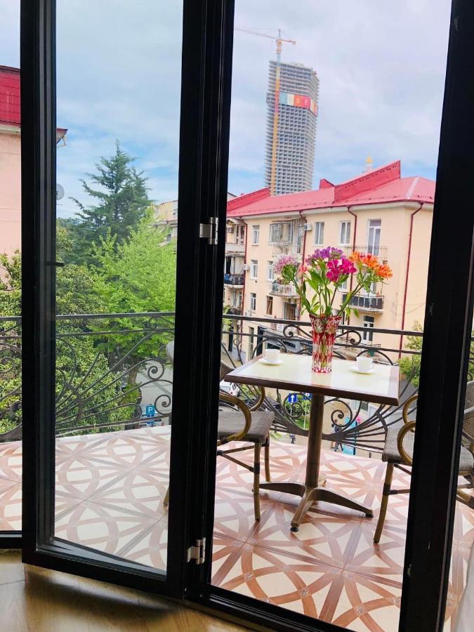 Eiffel Hotel Батумі Екстер'єр фото